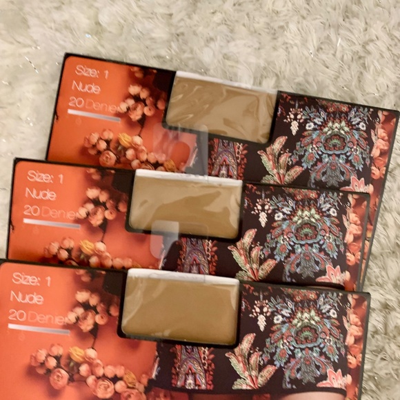 Laundry by Shelli Segal Color NUDE Size Various (1, 2 & 3) - Picture 10 of 10